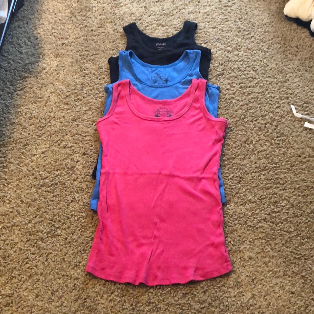 3 Med maternity tank tops